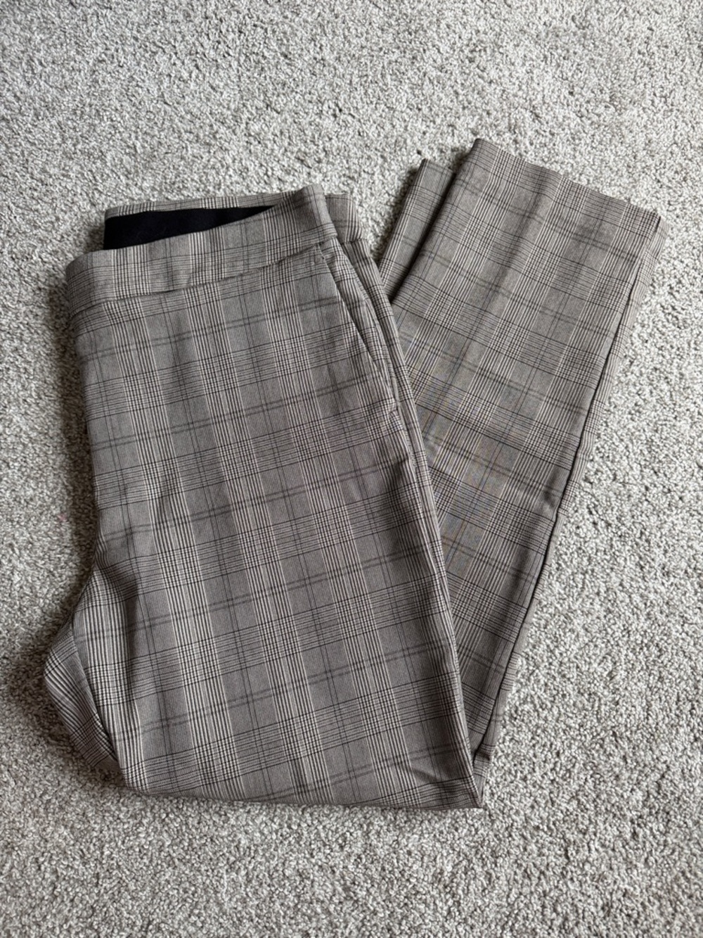 Hilary Radley Pull-On Stretchy Plaid Dress Pants